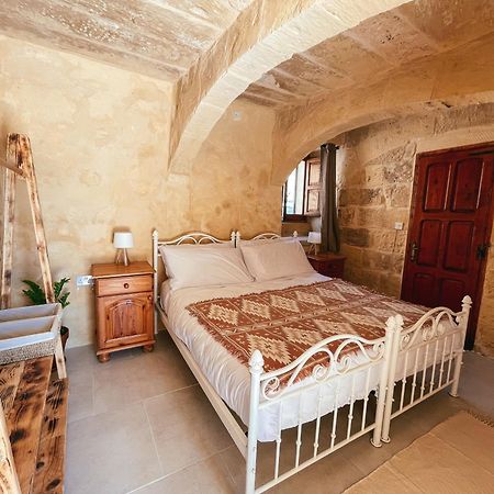 Soluna Boutique Guesthouse Għasri Kültér fotó