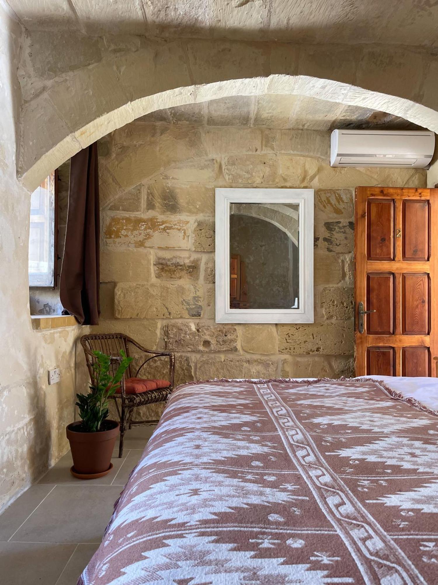 Soluna Boutique Guesthouse Għasri Kültér fotó