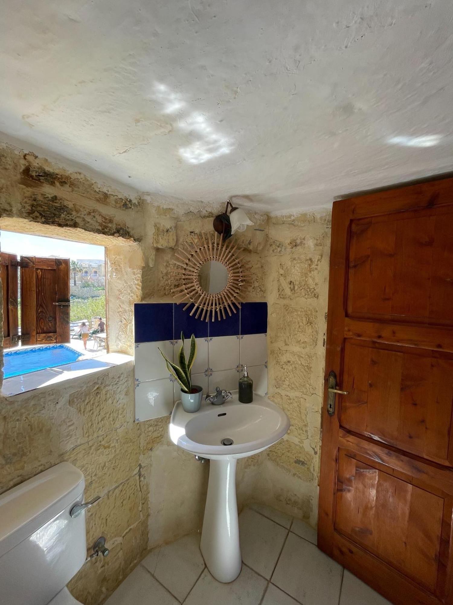 Soluna Boutique Guesthouse Għasri Kültér fotó