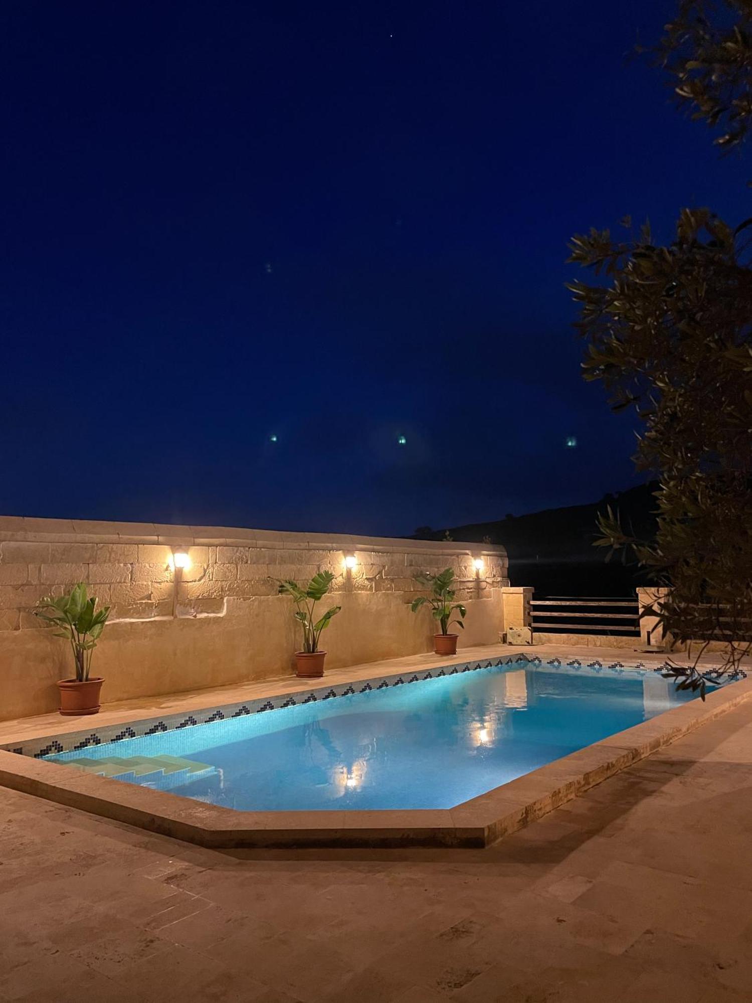 Soluna Boutique Guesthouse Għasri Kültér fotó